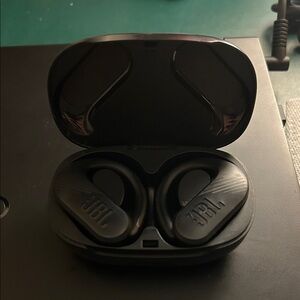 JBL True Wireless Black Earbuds